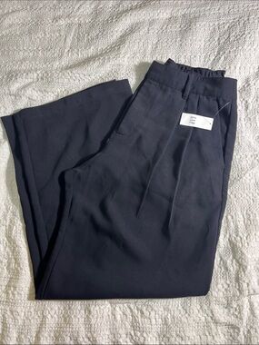 GAP Women's black Straight-Leg Trousers size 8P